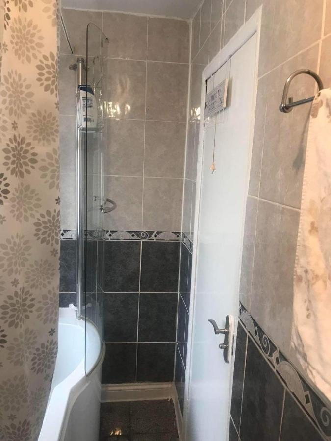 Double Location Privatunterkunft London