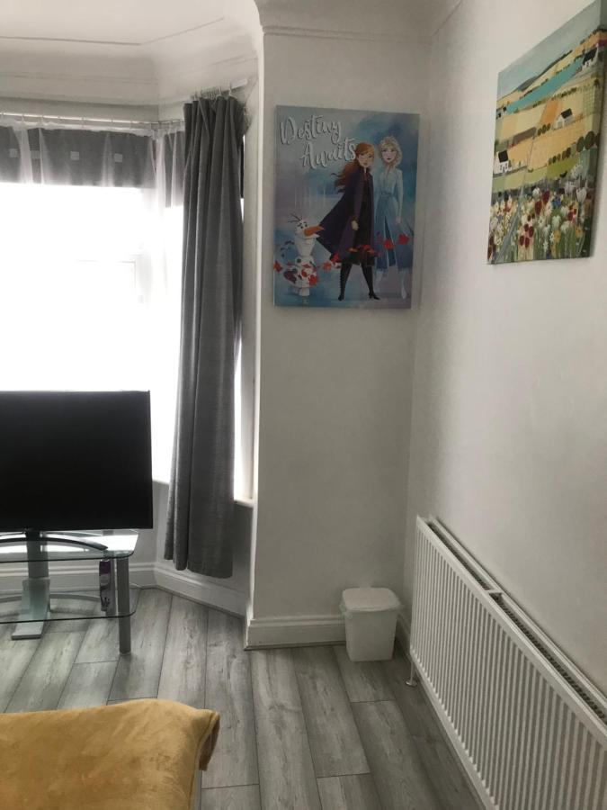 Double Location Лондон