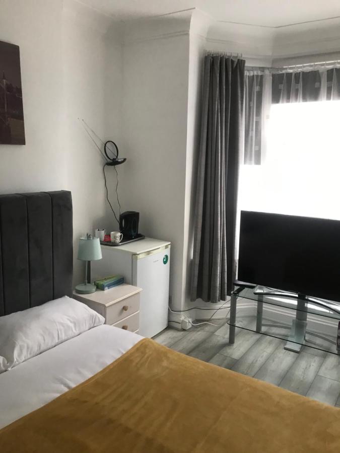 Double Location Проживание в семье